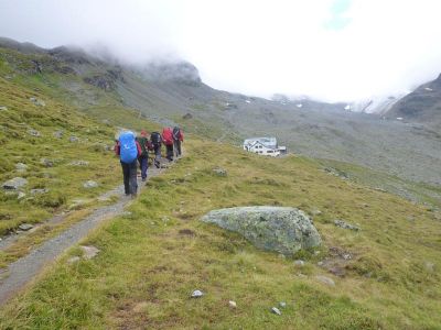 015-Aufstieg zur Wiesbadener Huette